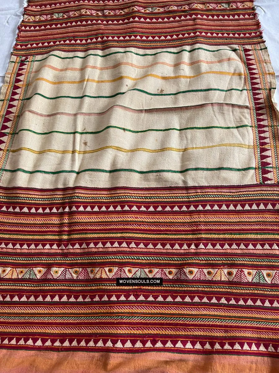 1692 Rare Exceptional Vintage Orissa Odisha Gond Tribal Shawl w Yellow