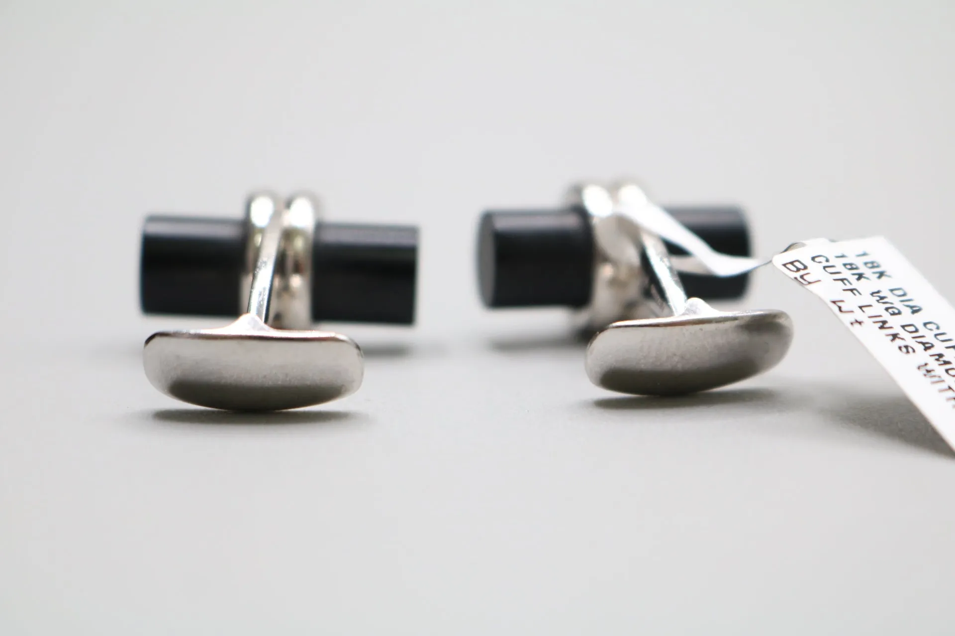 18K White Gold Diamond and Onyx Cufflinks (0.92 CTW) (Local Pick-up Only)