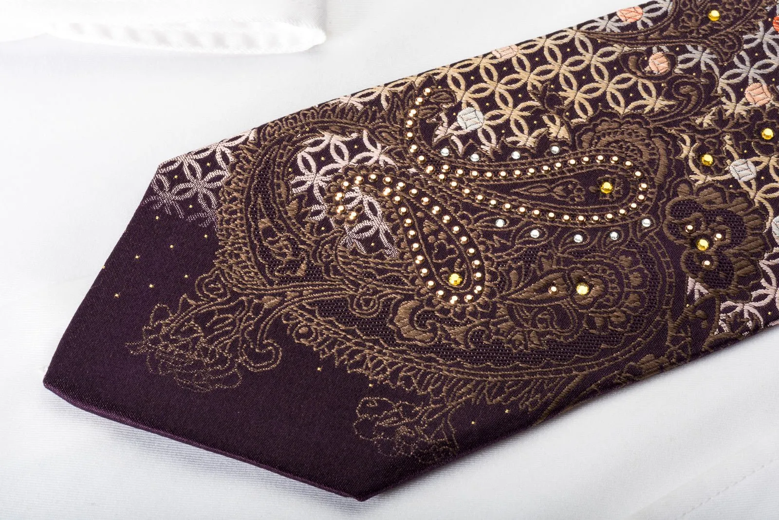 Elegance Silk Rhinestone Necktie Paisley Interlocking Circles On Brown With Silver Sparkles