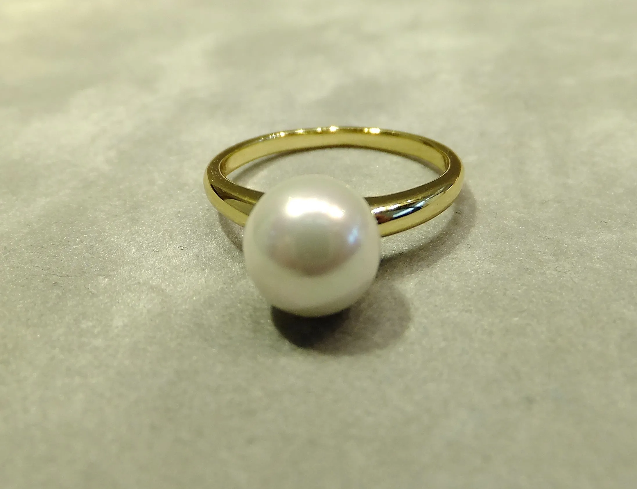 Gold White Freshwater Pearl Solitaire Ring