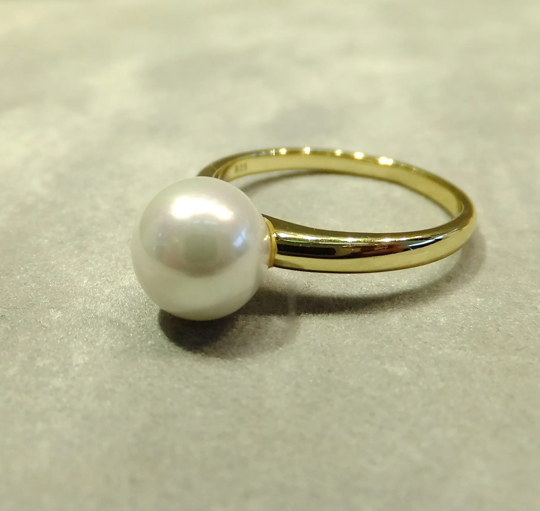 Gold White Freshwater Pearl Solitaire Ring