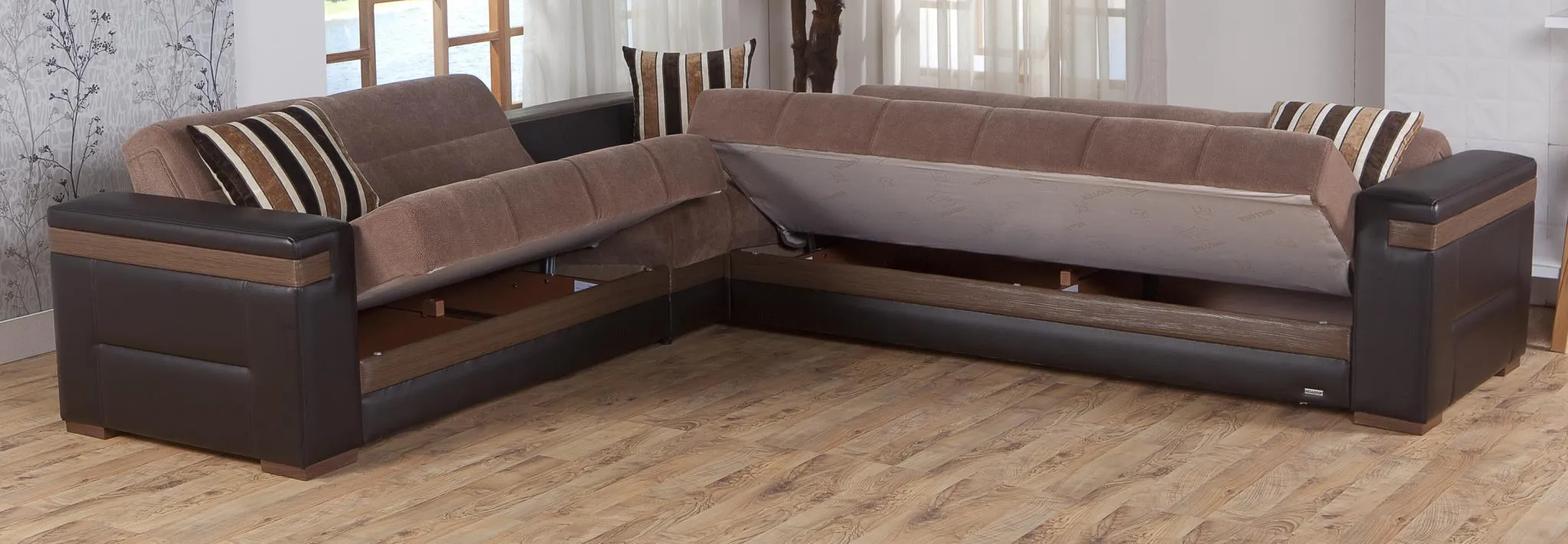 Moon Sectional (Troya Brown) W/Brown Vynil