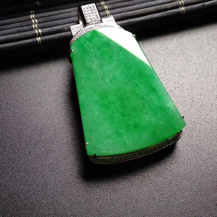 Natural Jade Pendant Jadeite Gold Pendant PT220