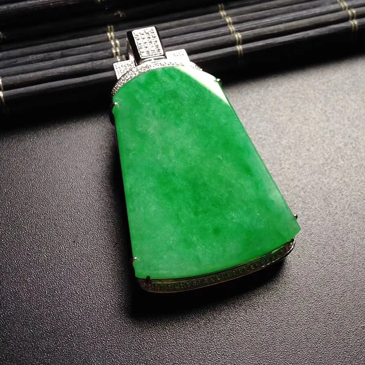 Natural Jade Pendant Jadeite Gold Pendant PT220