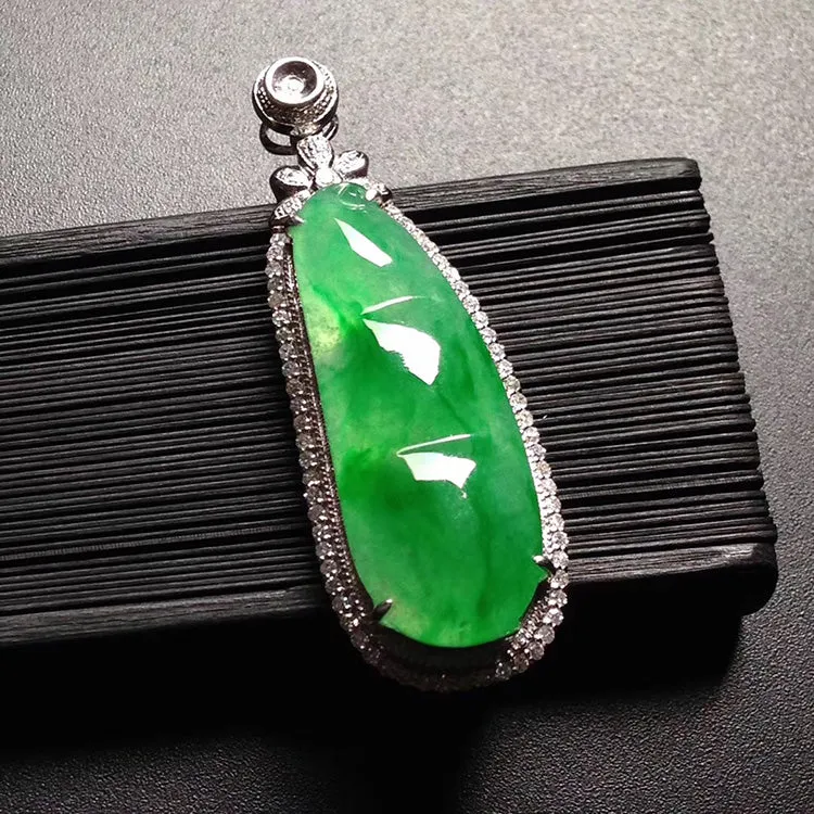 Natural Jade Pendant Jadeite Gold Pendant PT371