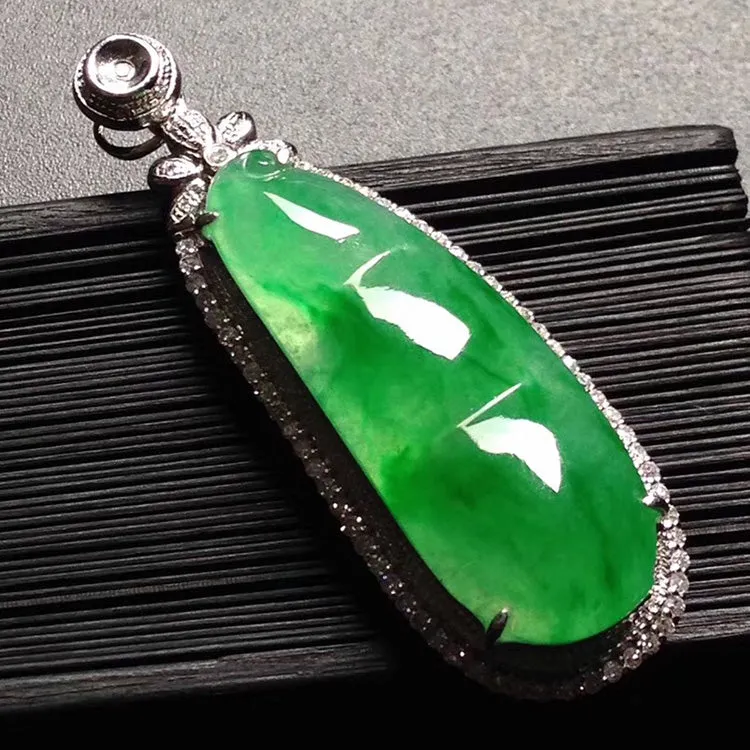 Natural Jade Pendant Jadeite Gold Pendant PT371