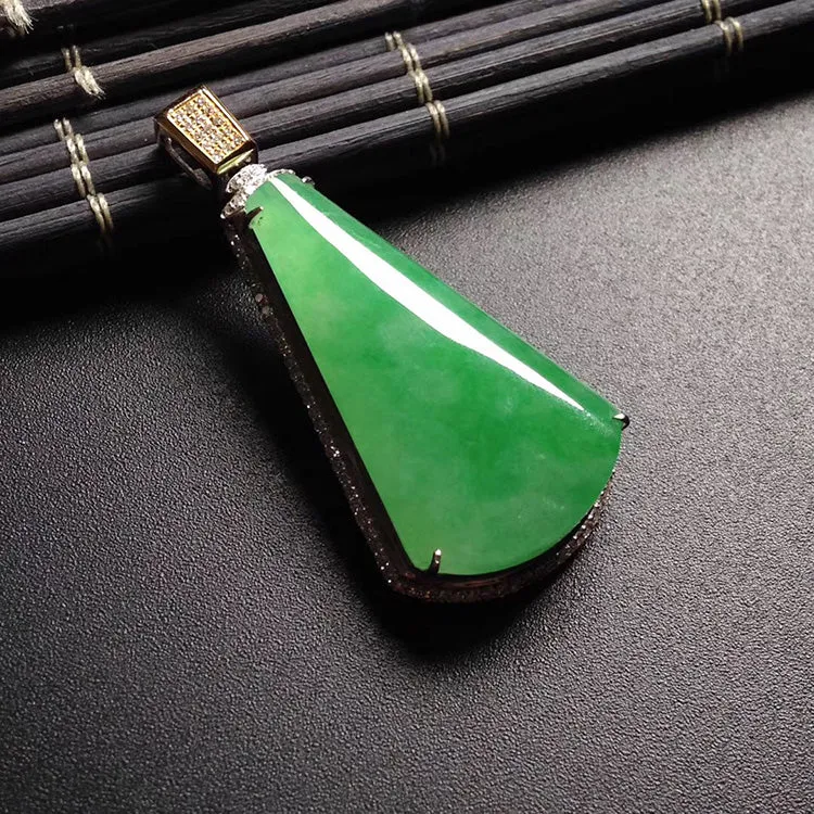 Natural Jade Pendant Jadeite Gold Pendant PT506