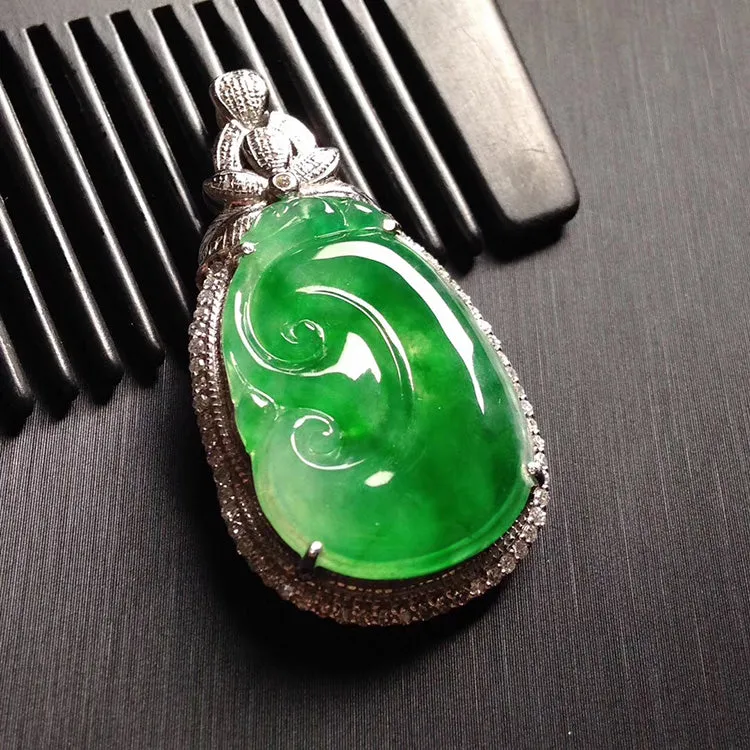 Natural Jade Pendant Jadeite Gold Ruyi Pendant PT438