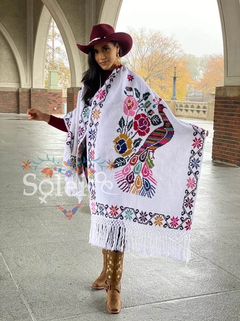 Traditional Mexican Hand Embroidered Shawl. Rebozo Pavo Sencillo