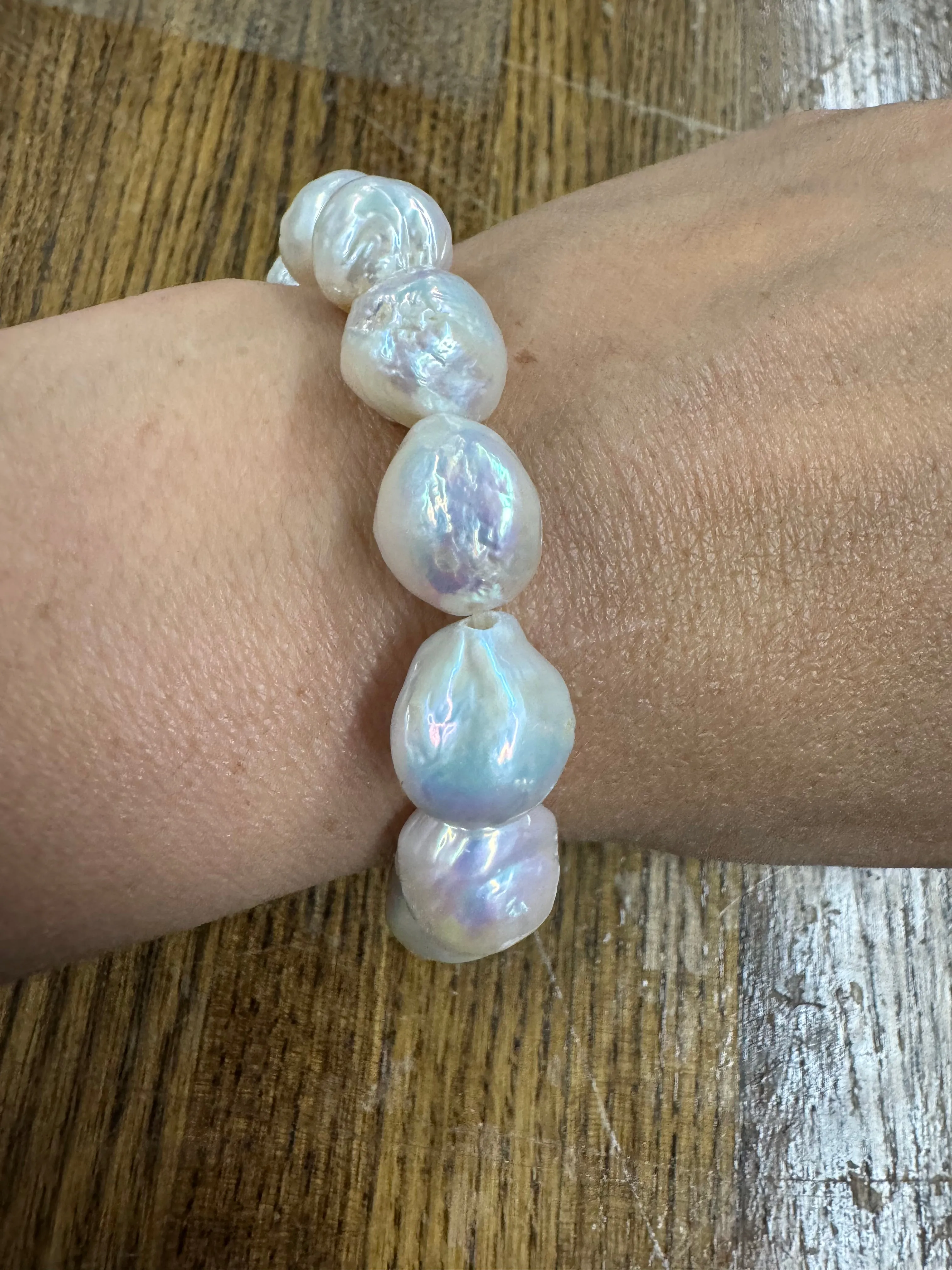 White Fireball Freshwater Pearl Bracelet